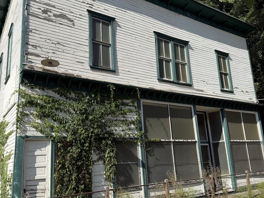 Prince Brothers General Store, Prince